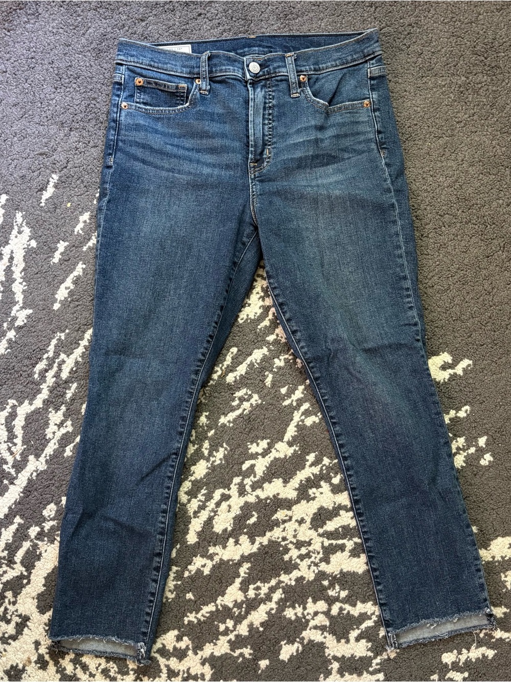GAP Women's Skinny Jeans in Dark Blue